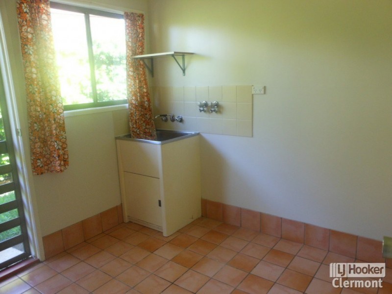 13 Athol Court, Clermont QLD 4721