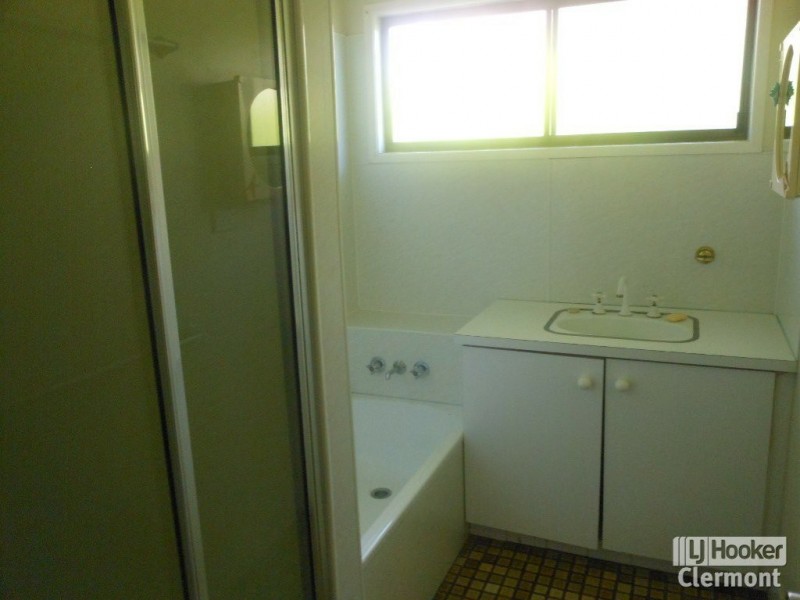 13 Athol Court, Clermont QLD 4721