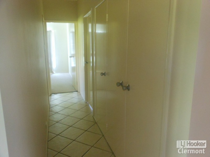 13 Athol Court, Clermont QLD 4721