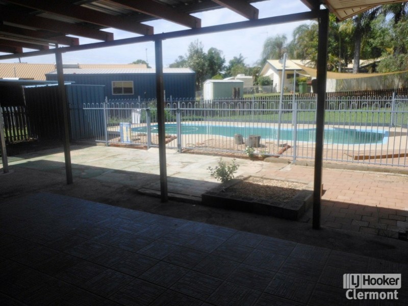 13 Athol Court, Clermont QLD 4721