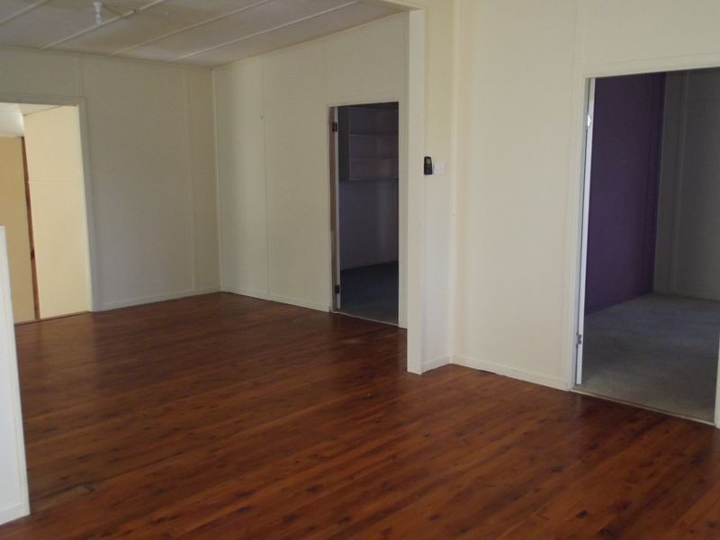 4 Herschel Street, Clermont QLD 4721