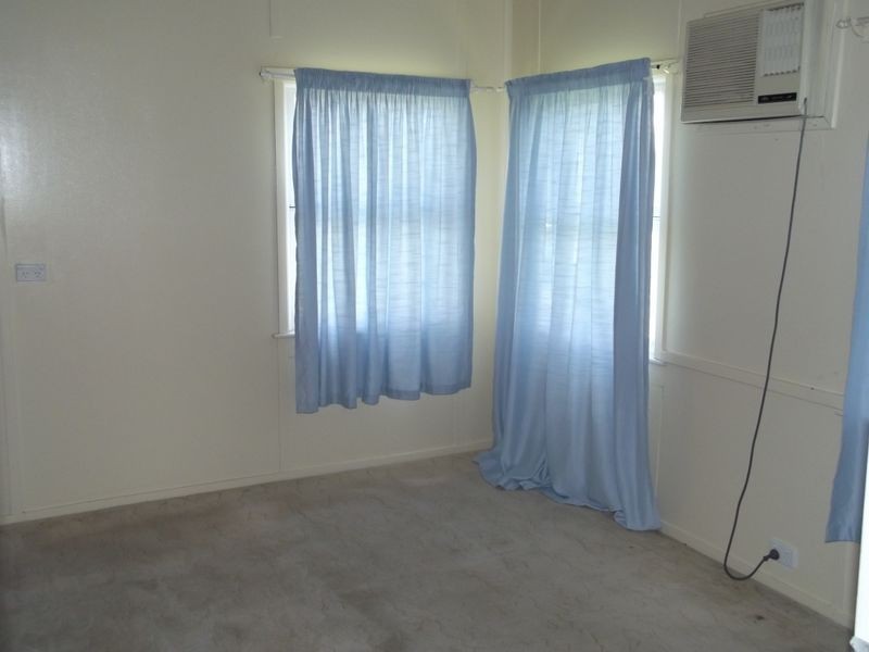 4 Herschel Street, Clermont QLD 4721