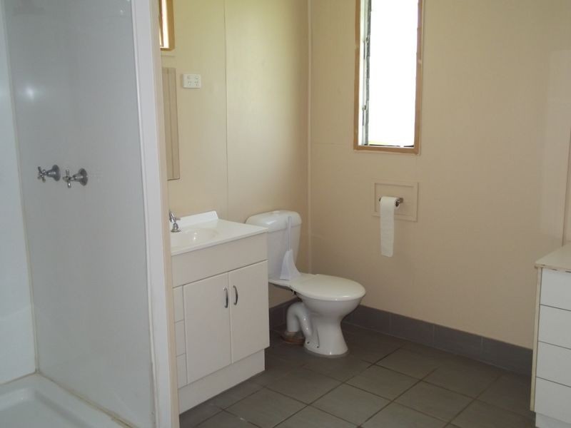 4 Herschel Street, Clermont QLD 4721