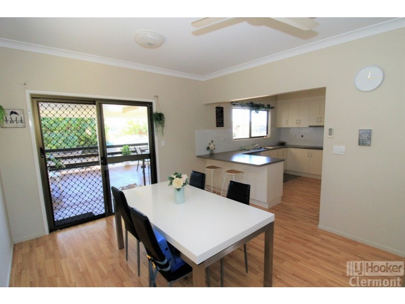 12 Samson Street, Clermont QLD 4721