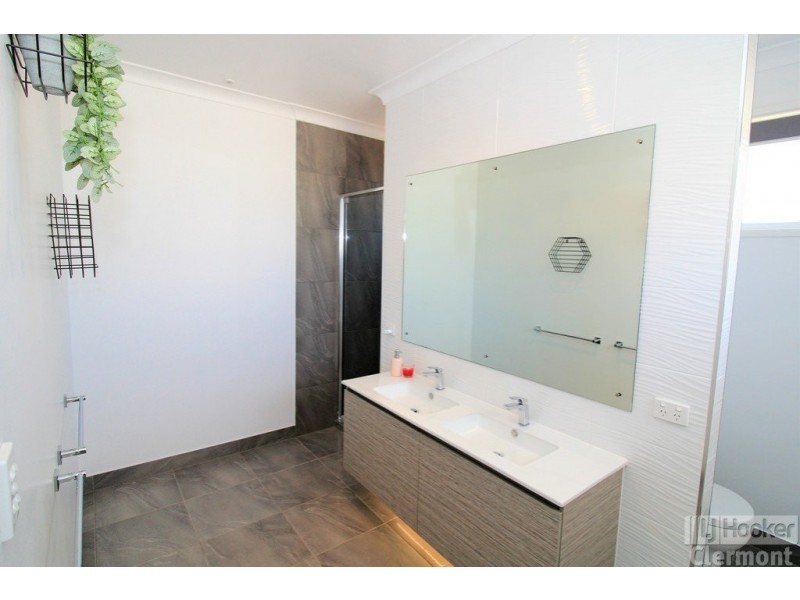 12 Samson Street, Clermont QLD 4721