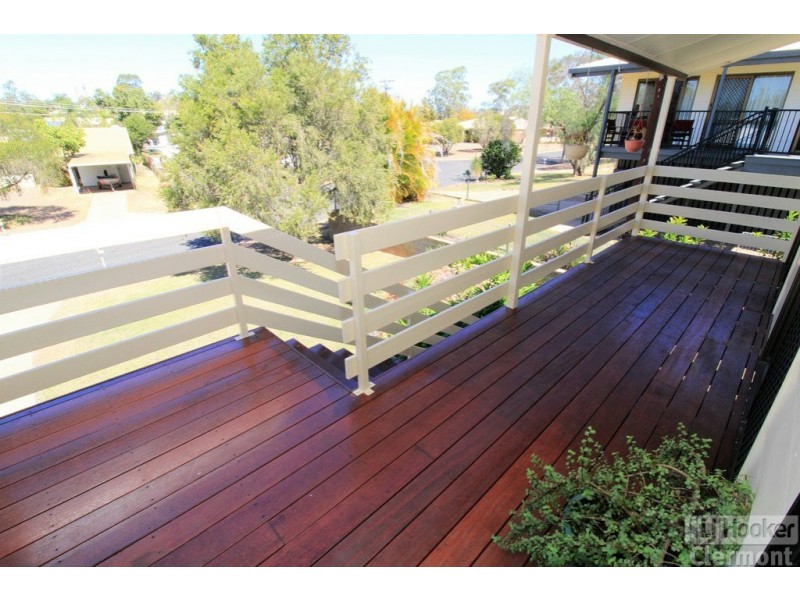 12 Samson Street, Clermont QLD 4721