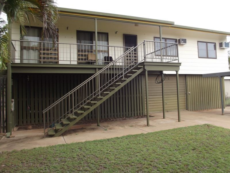 51 Carina Crescent, Clermont QLD 4721