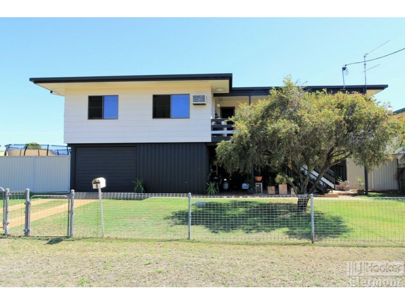 8 Mimosa Street, Clermont QLD 4721