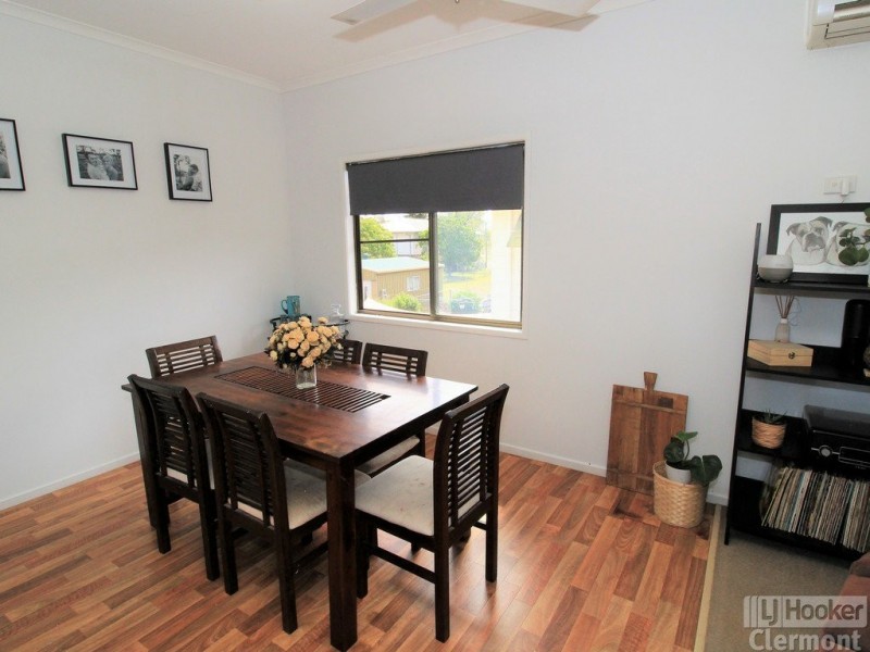 8 Mimosa Street, Clermont QLD 4721