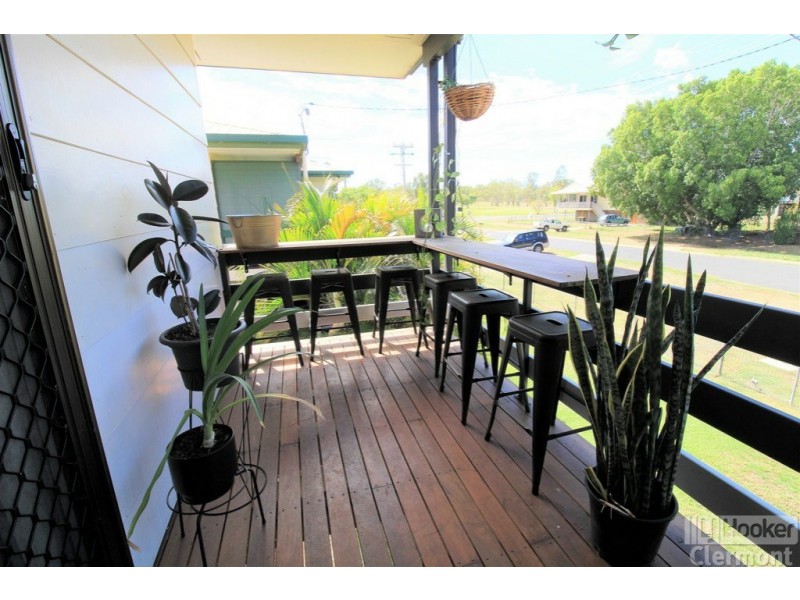 8 Mimosa Street, Clermont QLD 4721