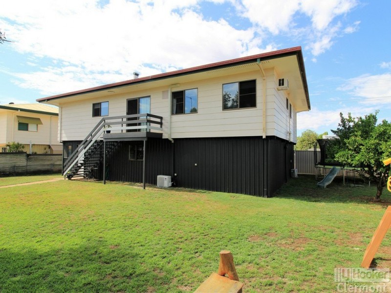 8 Mimosa Street, Clermont QLD 4721