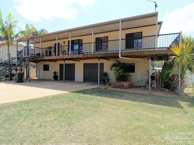 2 Tropic Street, Clermont QLD 4721