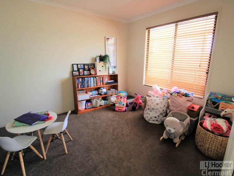 2 Tropic Street, Clermont QLD 4721