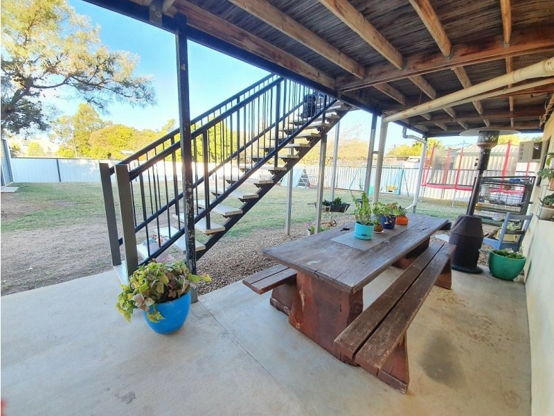 2 Tropic Street, Clermont QLD 4721