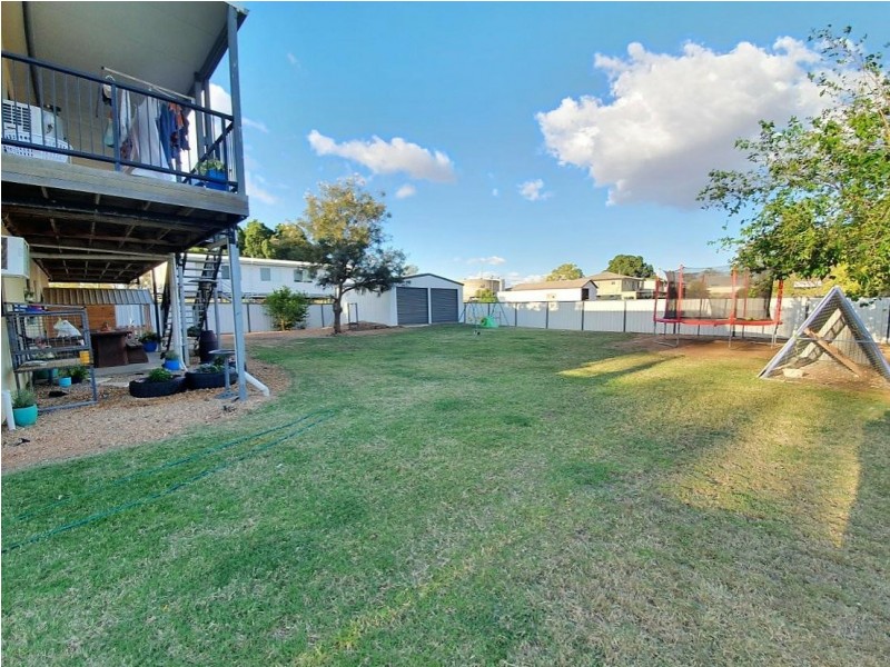 2 Tropic Street, Clermont QLD 4721