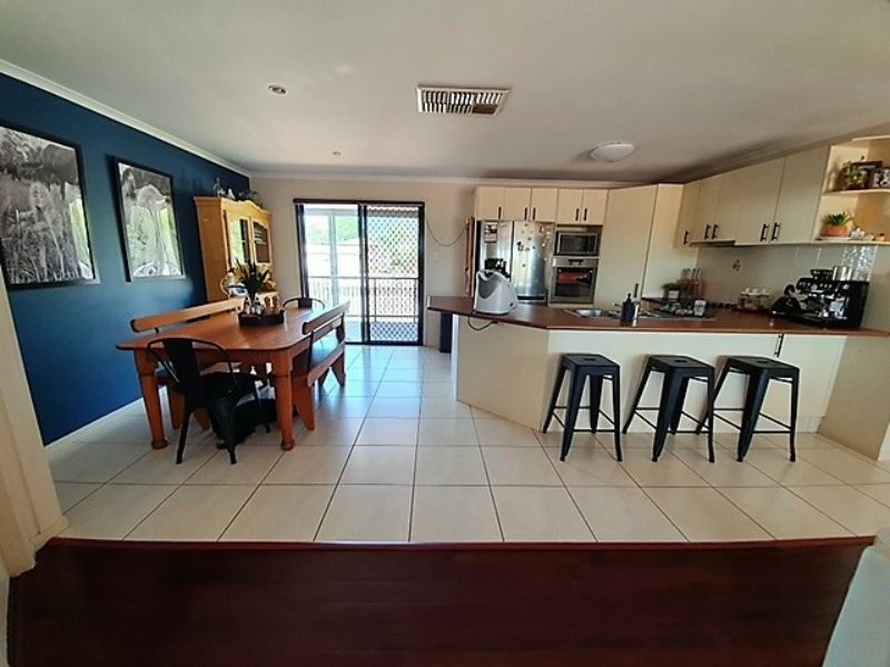 2 Tropic Street, Clermont QLD 4721