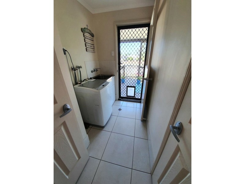 2 Tropic Street, Clermont QLD 4721