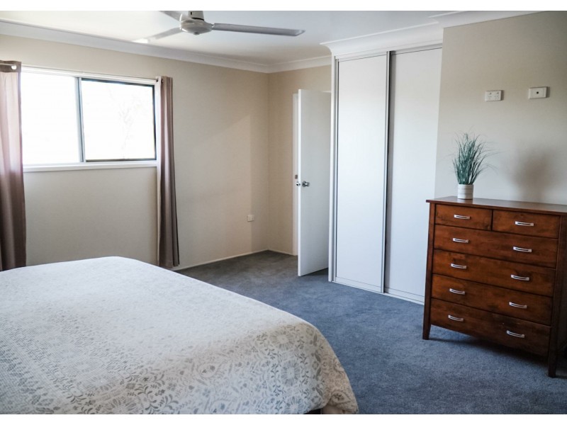 17 Lavarack Street, Clermont QLD 4721