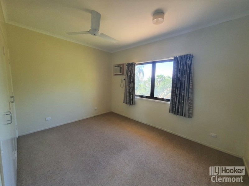 12 Hetherington Street, Clermont QLD 4721