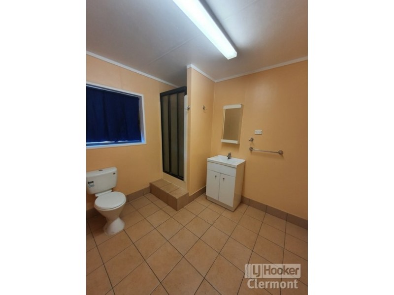 12 Hetherington Street, Clermont QLD 4721