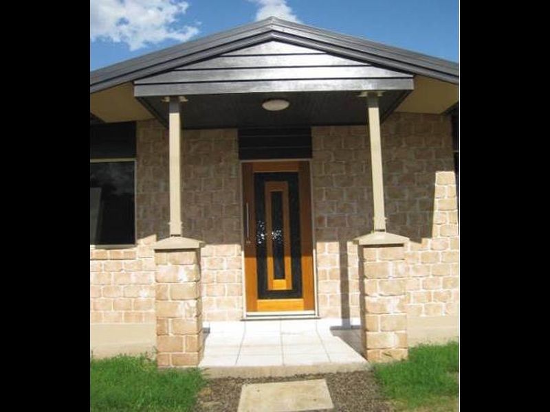 34 Jellicoe Street, Clermont QLD 4721