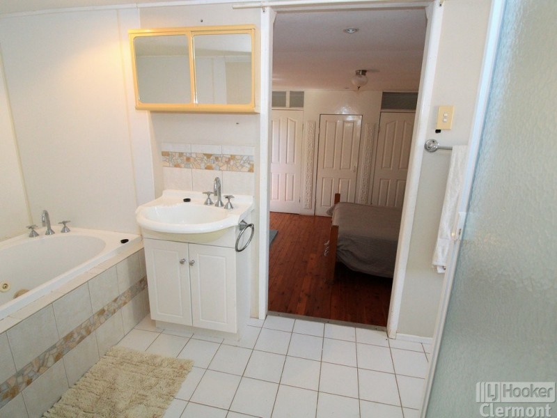 131 Clermont-Alpha Road, Clermont QLD 4721