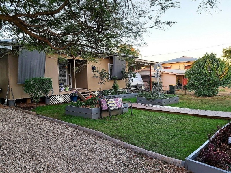 28 Douglass Street, Clermont QLD 4721