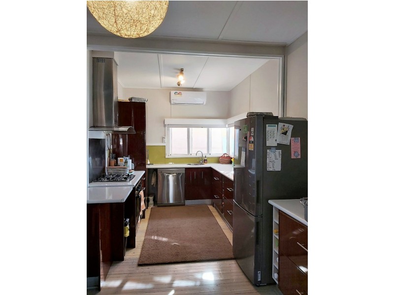 28 Douglass Street, Clermont QLD 4721