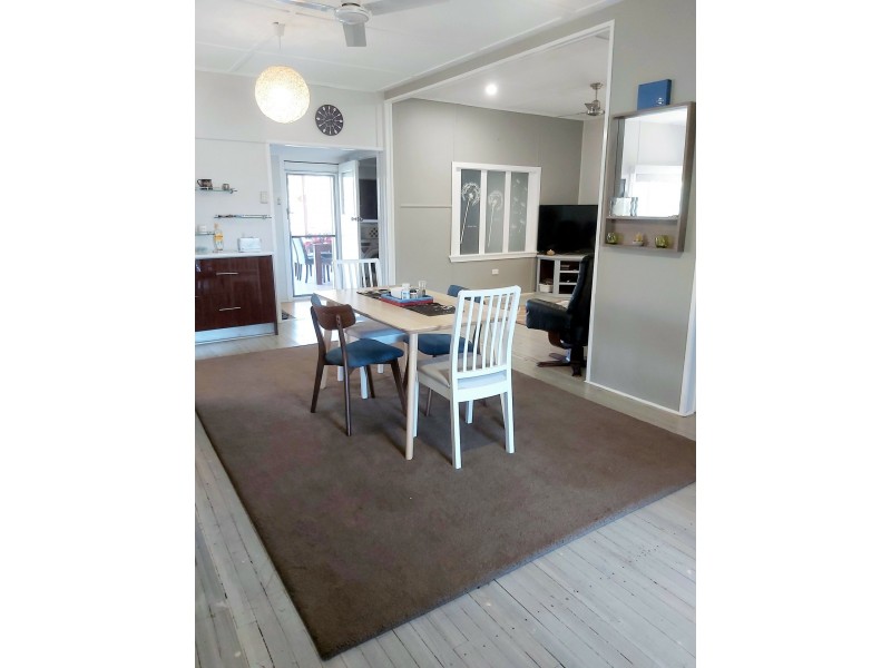 28 Douglass Street, Clermont QLD 4721