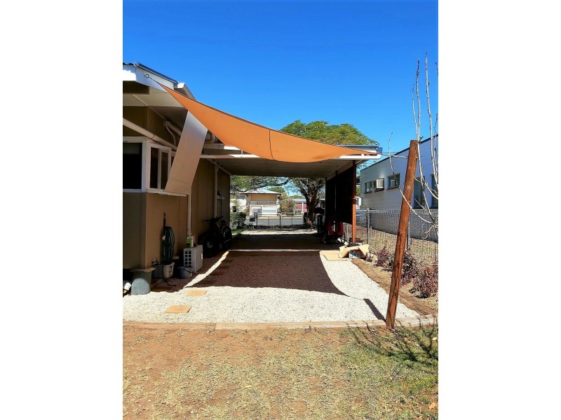 28 Douglass Street, Clermont QLD 4721