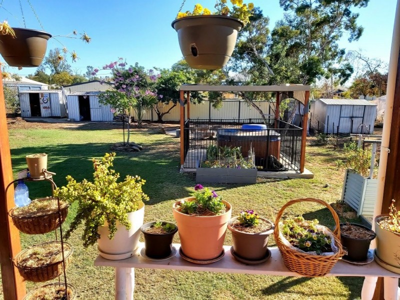 28 Douglass Street, Clermont QLD 4721