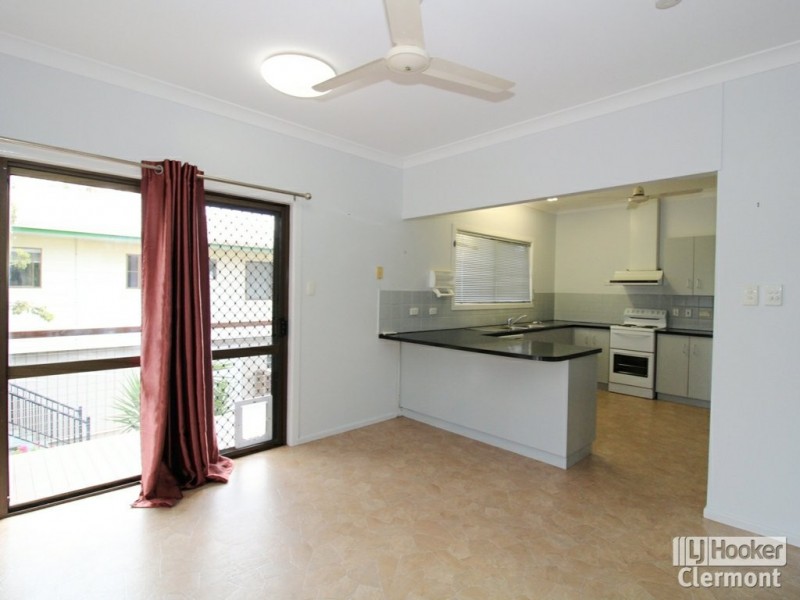 4 East Street, Clermont QLD 4721