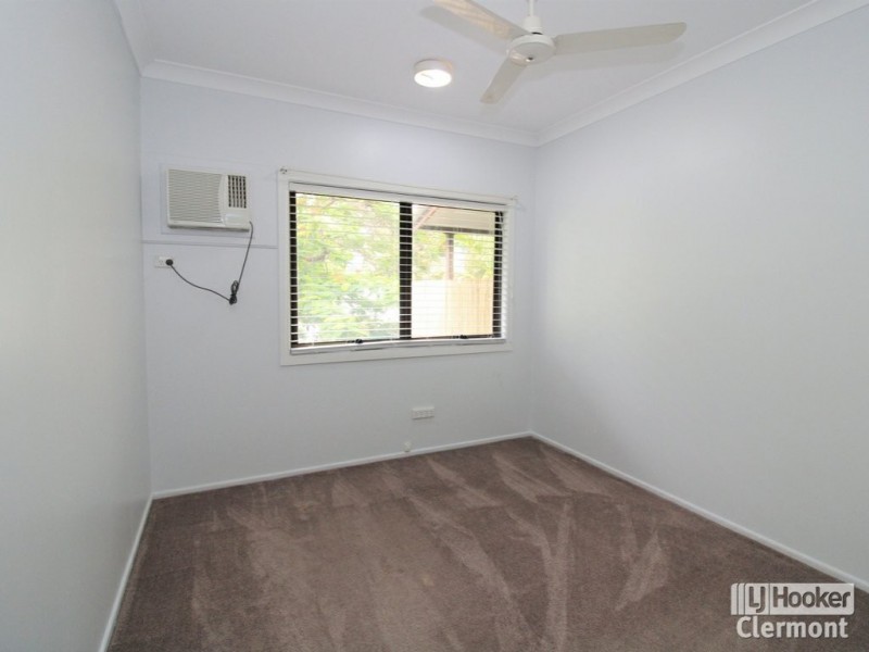 4 East Street, Clermont QLD 4721