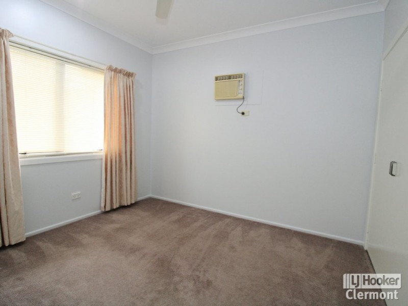 4 East Street, Clermont QLD 4721