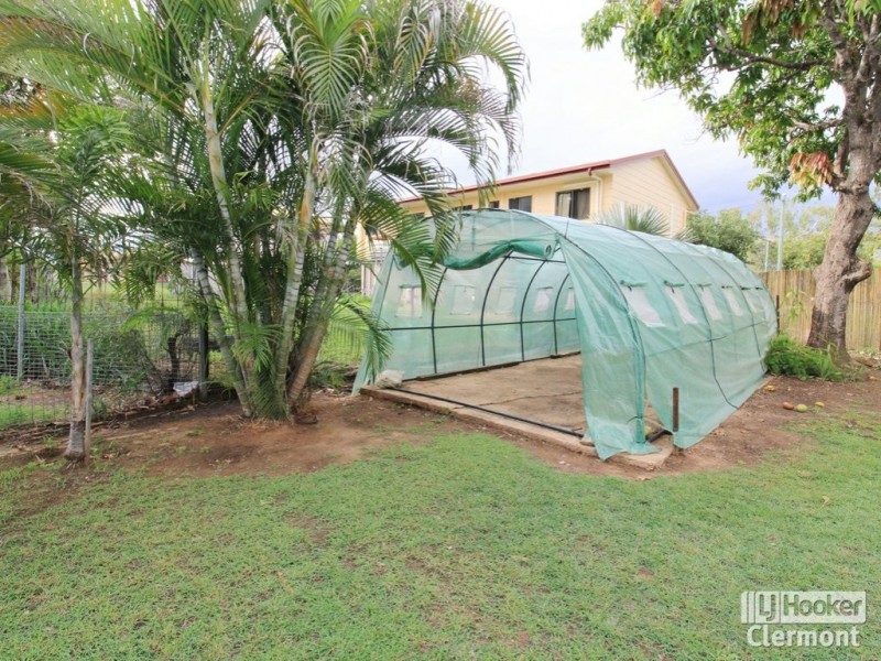 4 East Street, Clermont QLD 4721