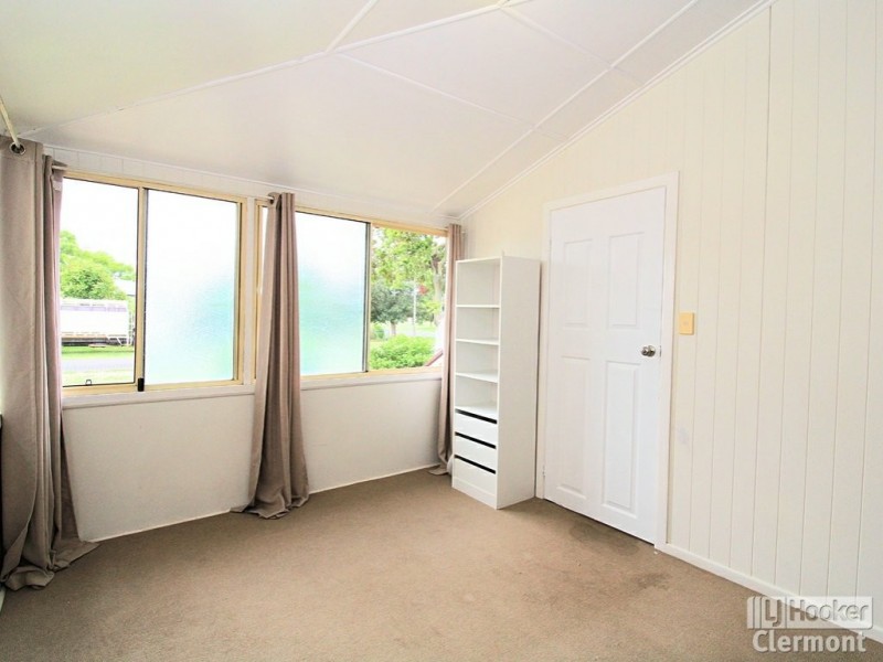 3 Douglass Street, Clermont QLD 4721