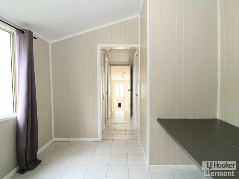 3 Douglass Street, Clermont QLD 4721