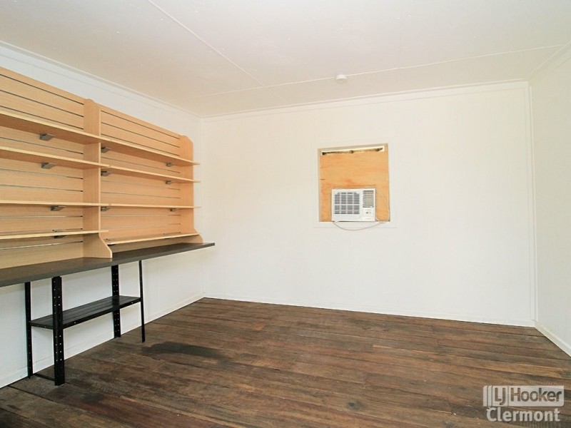 3 Douglass Street, Clermont QLD 4721