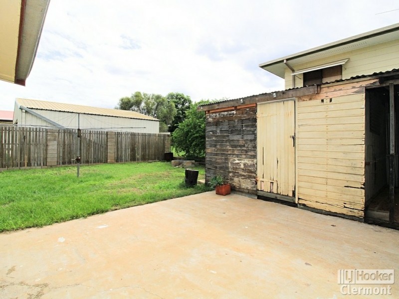 3 Douglass Street, Clermont QLD 4721