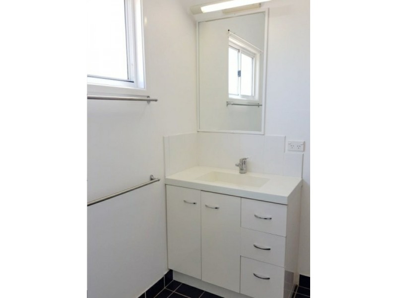 75 Melrose Drive, Clermont QLD 4721