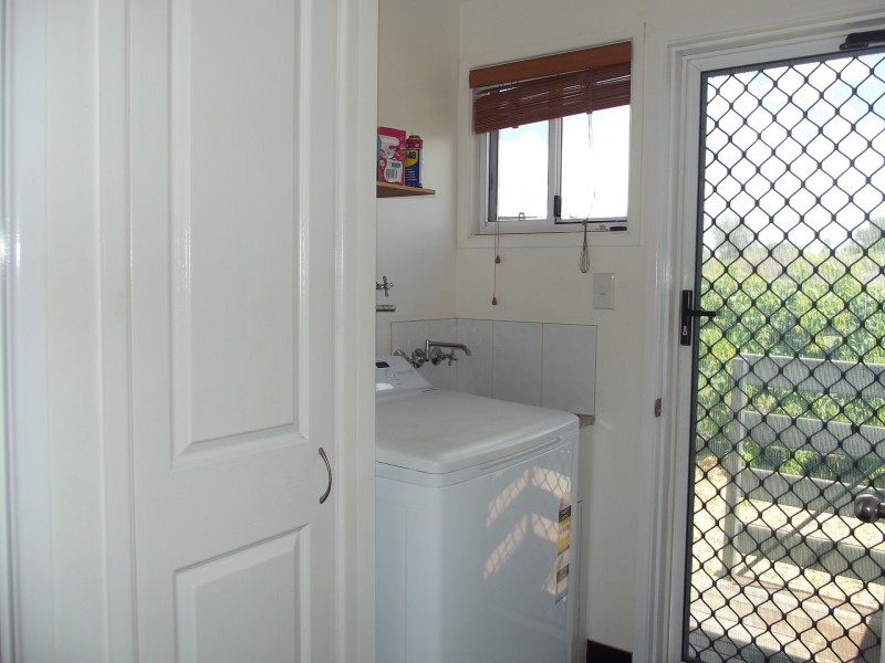 75 Melrose Drive, Clermont QLD 4721