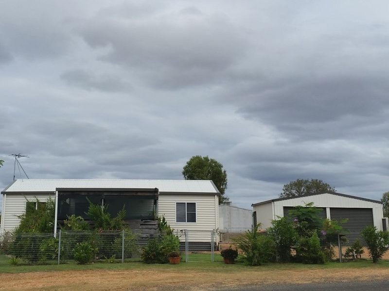 75 Melrose Drive, Clermont QLD 4721