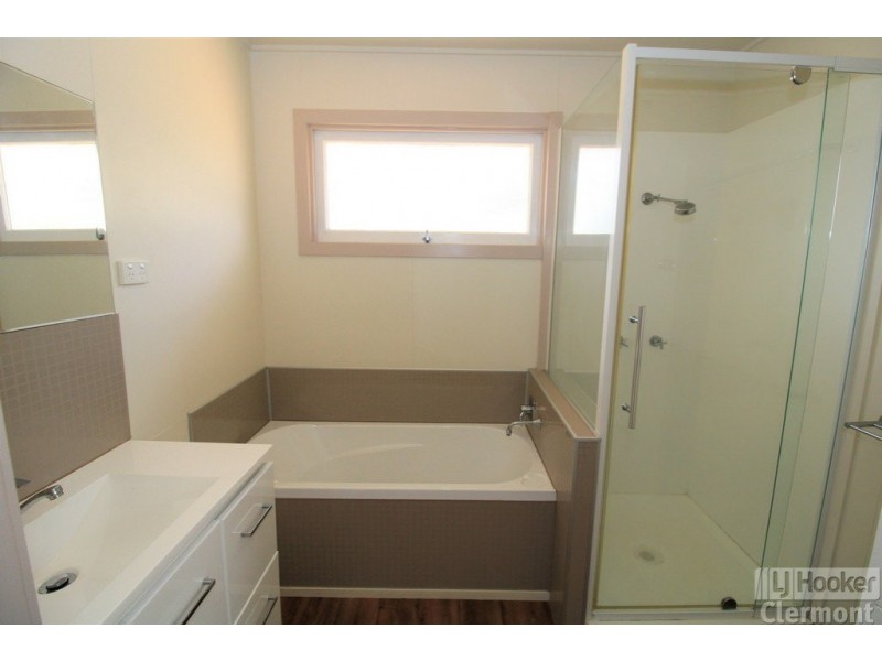 23 Monash Court, Clermont QLD 4721