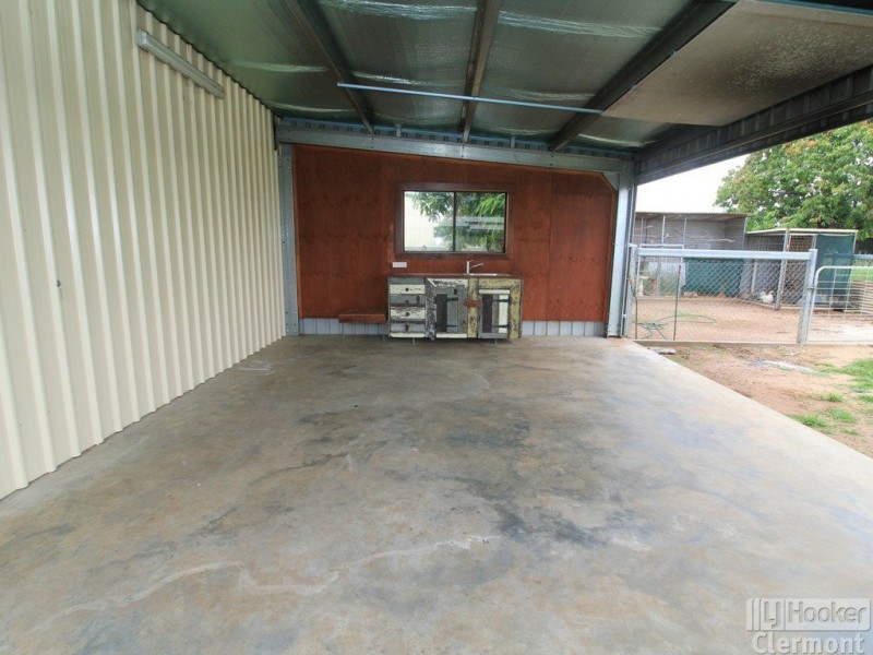 68 Tropic Street, Clermont QLD 4721