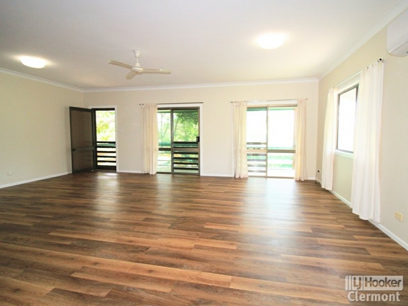 1 Carina Crescent, Clermont QLD 4721