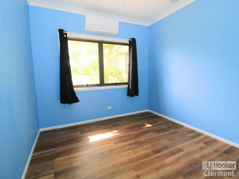 1 Carina Crescent, Clermont QLD 4721