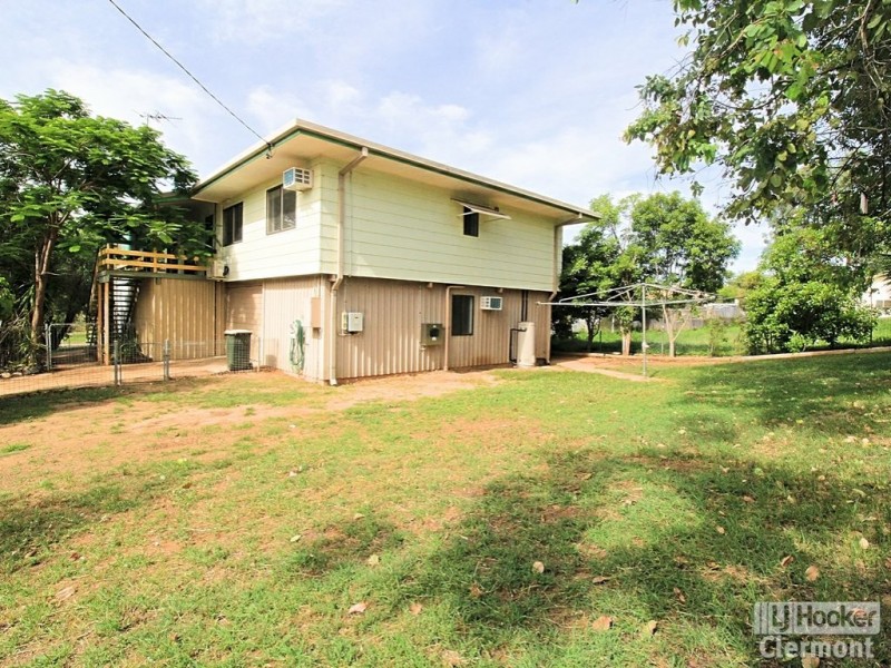 1 Carina Crescent, Clermont QLD 4721