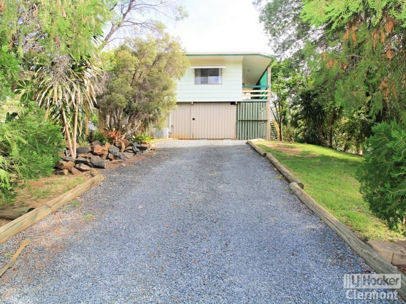 1 Carina Crescent, Clermont QLD 4721