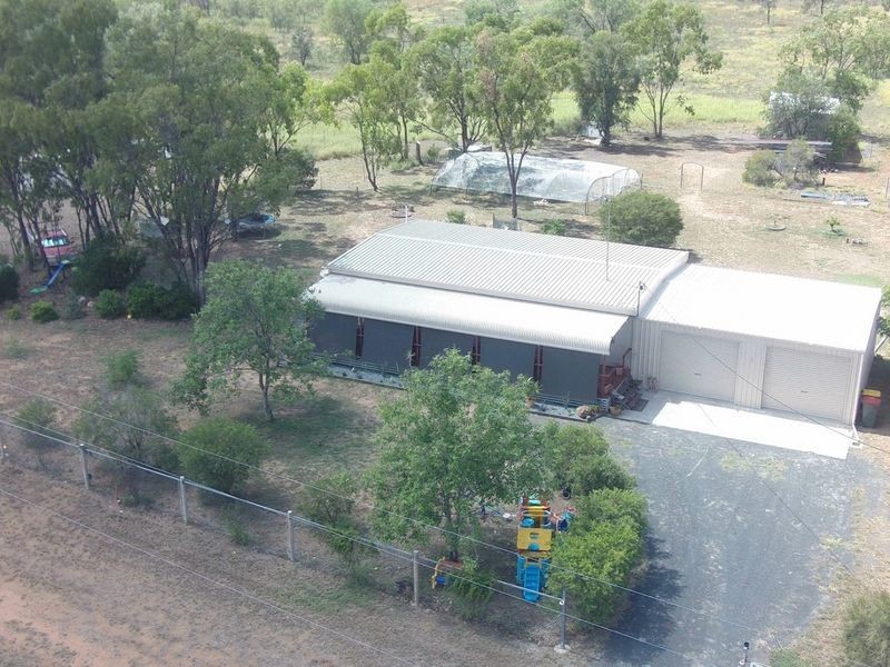 42 Hibernia Rd, Capella QLD 4723