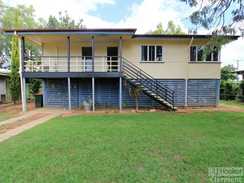 75 Box Street, Clermont QLD 4721